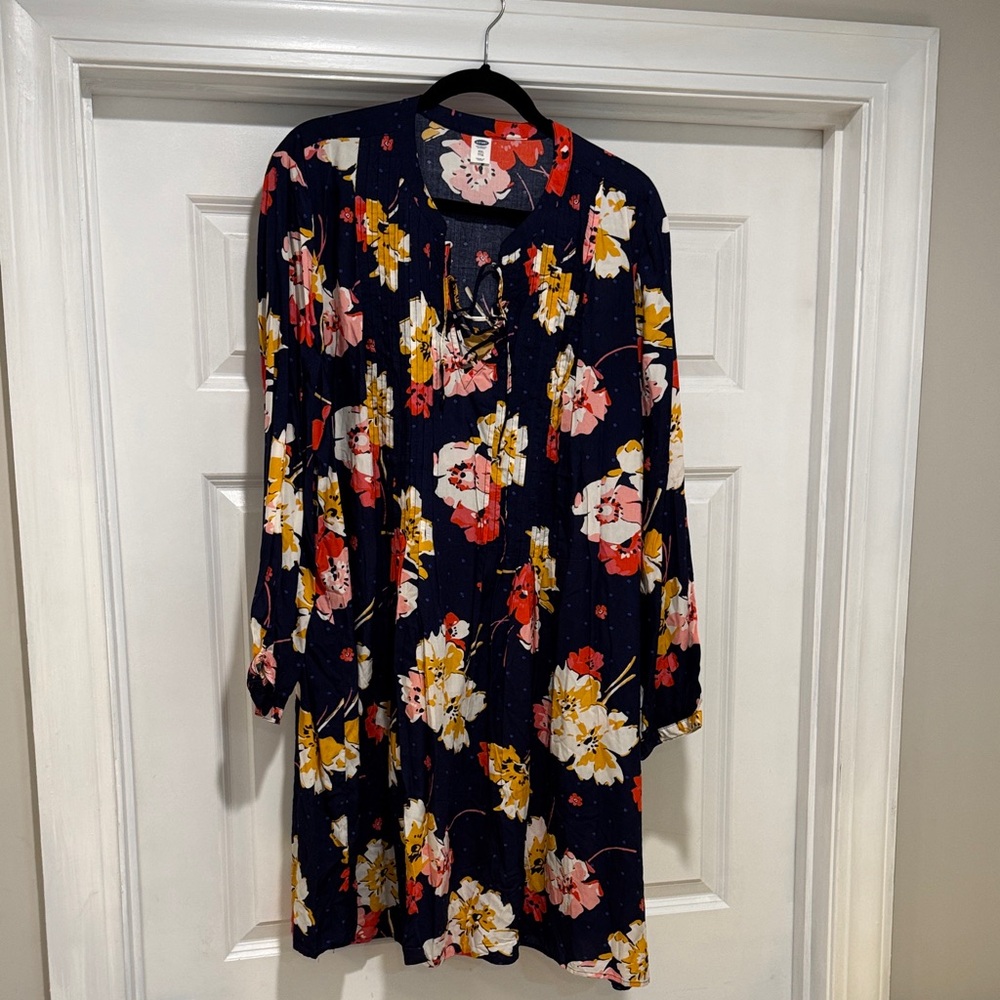 Old Navy Navy and Red Floral Dress